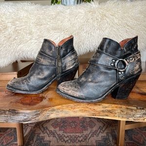 Dan Post Distressed Ankle Bootie Size 10